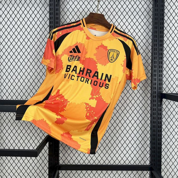 פריז FC, חוץ 2, 25/26